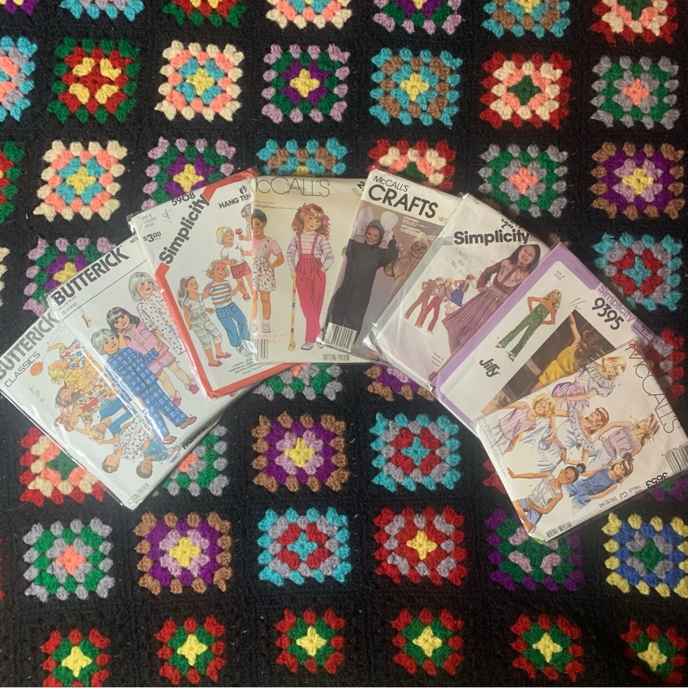 Lot of 8: 1980s Kids sewing patterns
